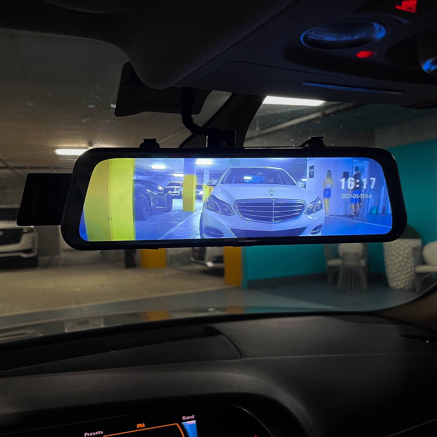 Retrovisor Inteligente con Cámara Trasera